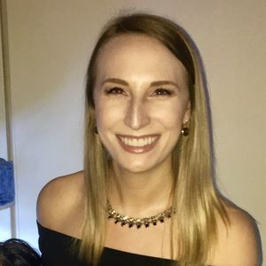 Meet your Posher, Angelica